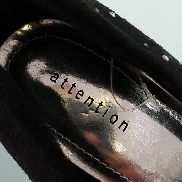 Attention Francesca black faux suede platforms - Picture 8 of 13